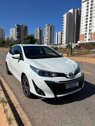 TOYOTA YARIS 1.5 16V FLEX XLS CONNECT MULTIDRIVE TOYOTA YARIS 1.5 16V FLEX XLS CONNECT MULTIDRIVE